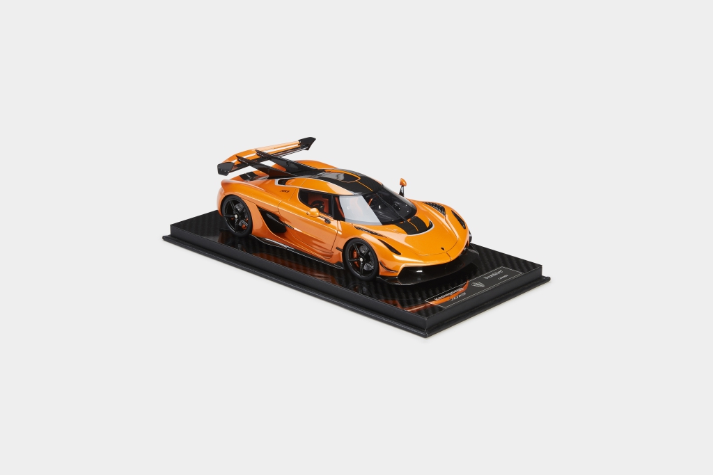 Car Scale Model - Jesko Attack Orange 1:18